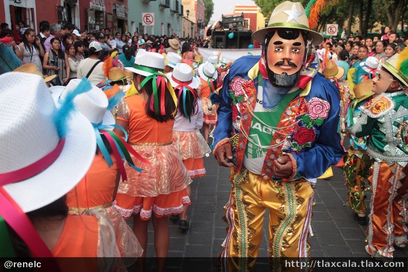 Desfile de carnaval Tlaxcala 2014 - Foto