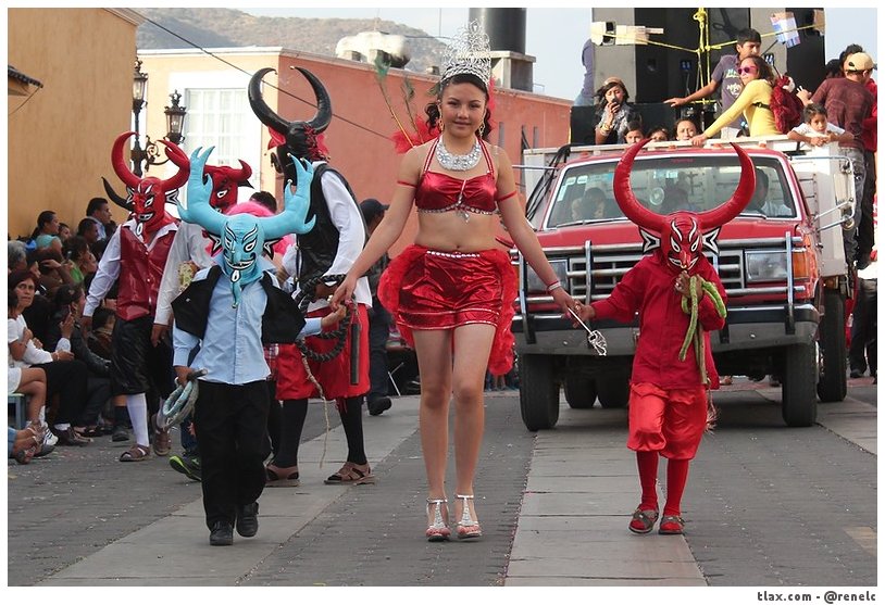 Desfile de Carnaval Panotla 2014 - Foto