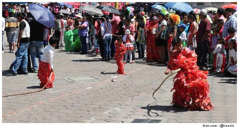 Carnaval del quinto viernes Payasos de Mazatecochco 2014 - Foto