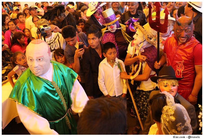 Carnaval del quinto viernes Payasos de Mazatecochco 2014 - Foto