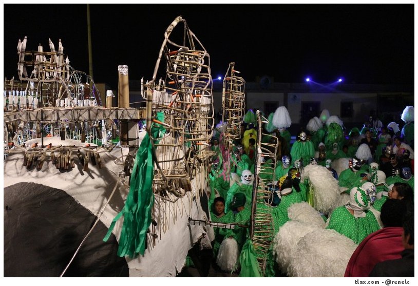 Remate de Carnaval Payasos Mazatecochco 2014, Quema de toros - Foto