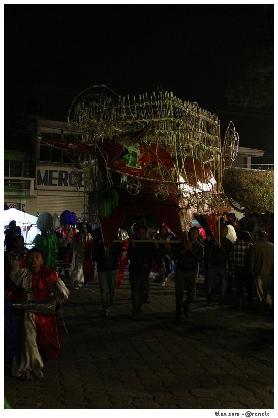 Remate de Carnaval Payasos Mazatecochco 2014, Quema de toros - Foto