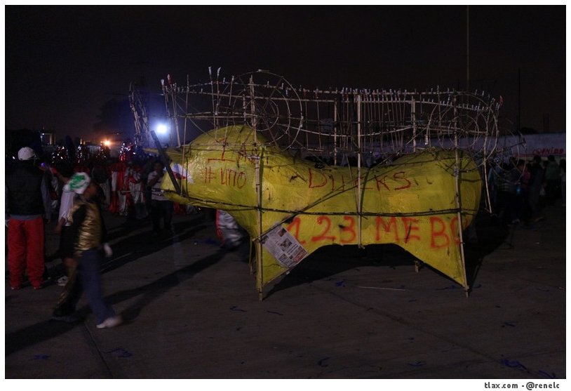 Remate de Carnaval Payasos Mazatecochco 2014, Quema de toros - Foto