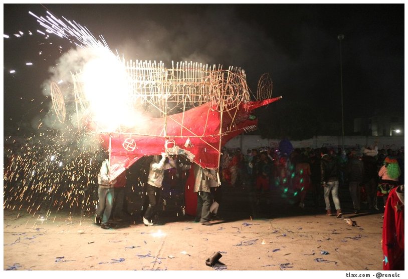 Remate de Carnaval Payasos Mazatecochco 2014, Quema de toros - Foto