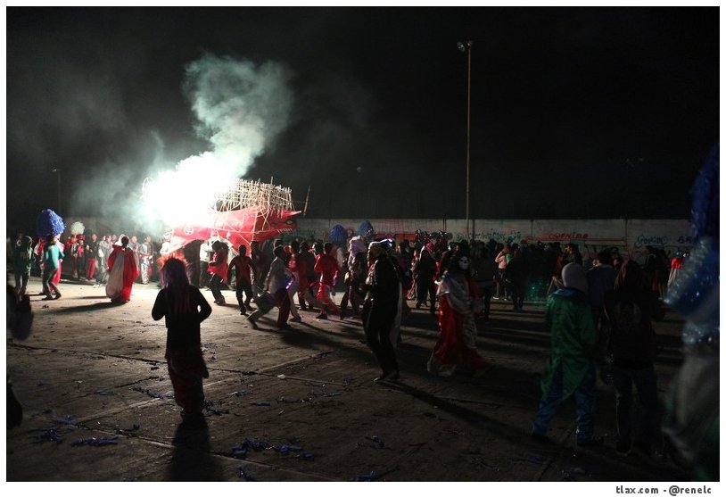 Remate de Carnaval Payasos Mazatecochco 2014, Quema de toros - Foto