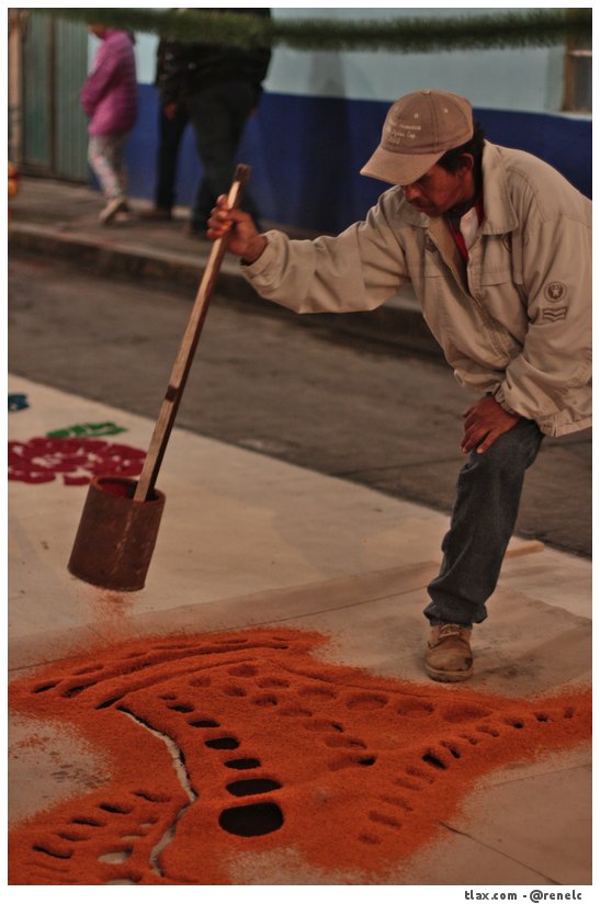 La noche que nadie duerme, las alfombras huamantla 2014 - Foto