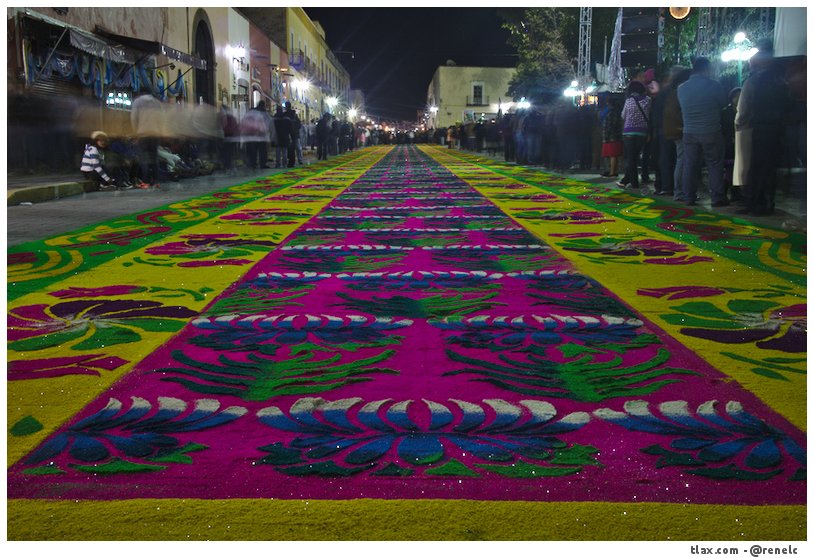 La noche que nadie duerme, las alfombras huamantla 2014 - Foto