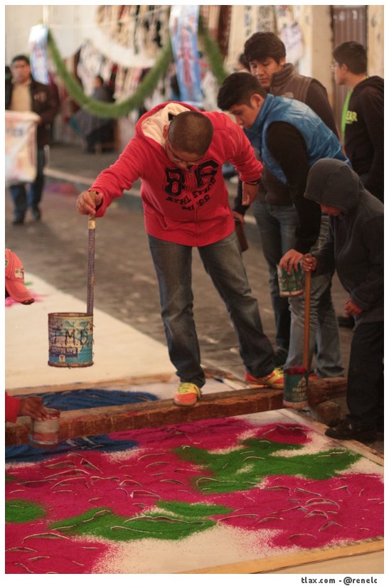 La noche que nadie duerme, las alfombras huamantla 2014 - Foto