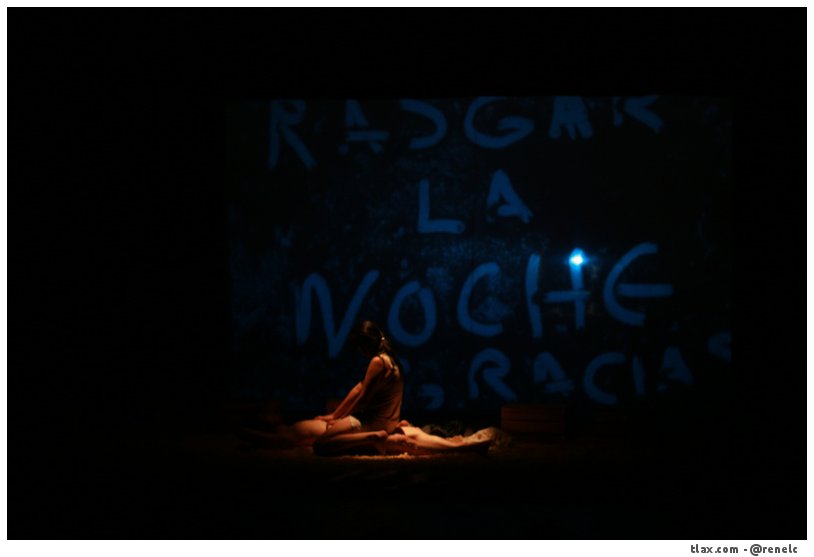 Rasgar la noche en el Teatro Xicohtencatl - Foto