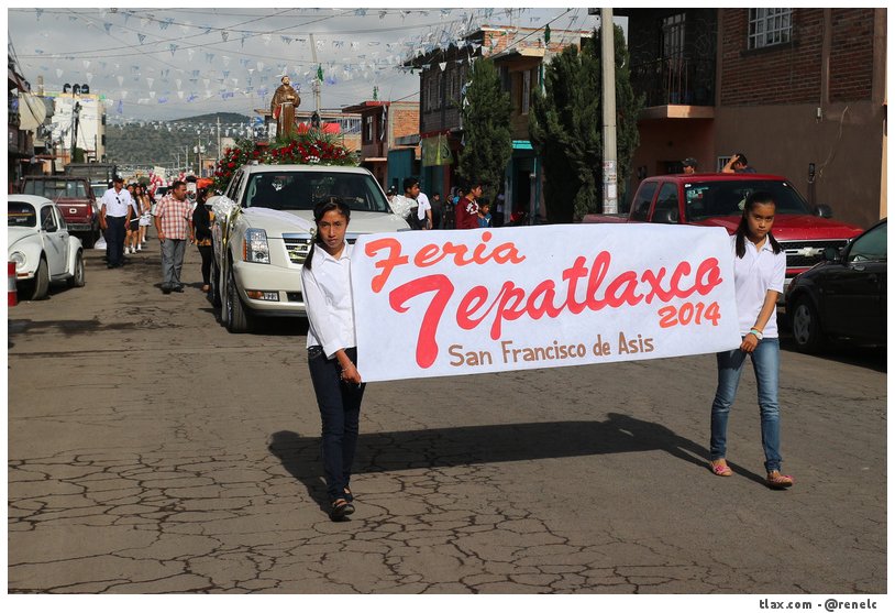 Desfile de feria Colonia Tepatlaxco - Foto