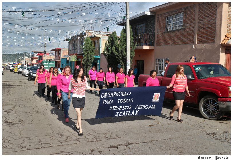 Desfile de feria Colonia Tepatlaxco - Foto