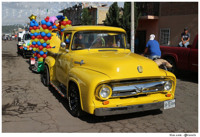 Desfile de feria Colonia Tepatlaxco - Foto