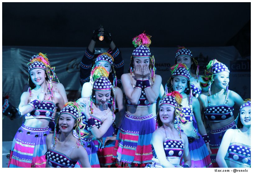 Ballet Folklrico de Honghe (China) en la feria de Tlaxcala - Foto