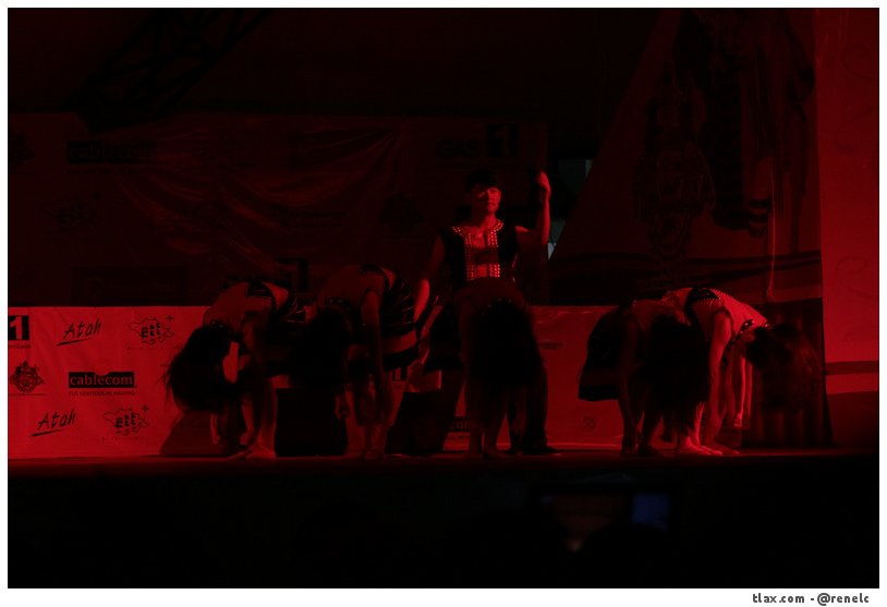 Ballet Folklrico de Honghe (China) en la feria de Tlaxcala - Foto