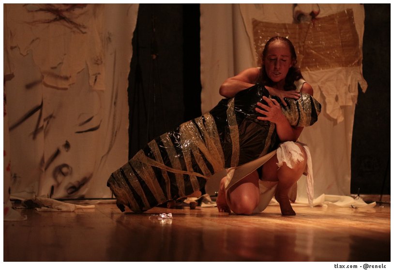 Puesta en escena &quot;Anima Sola&quot; por el taller de teatro Tlaloque - Foto