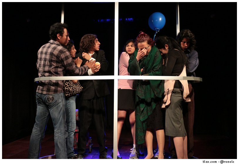 Puesta en escena &quot;Cupo Limitado&quot; por el taller de teatro Tlaloque - Foto