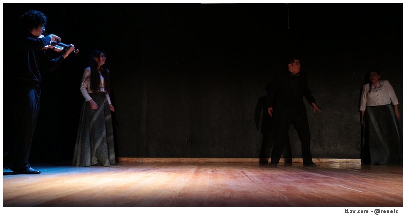 Obra de Teatro &quot;YAREVAKAYAKAN&quot; en Apizaco - Foto