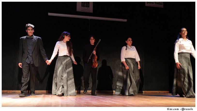 Obra de Teatro &quot;YAREVAKAYAKAN&quot; en Apizaco - Foto