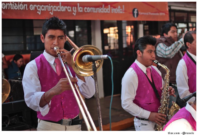 La musica toca y toca