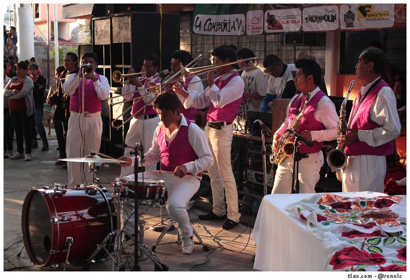 La musica toca y toca