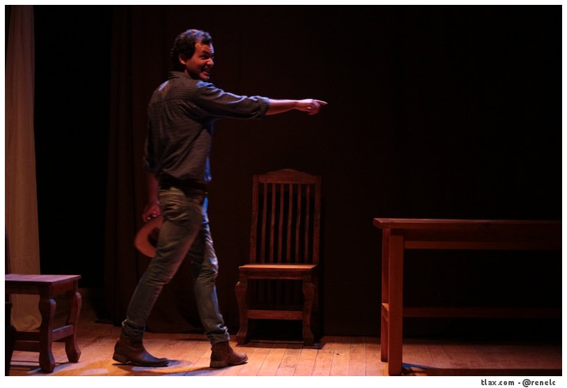Obra de Teatro &quot;Sol de Invierno&quot;,  XX Aniversario de la libertad - Foto