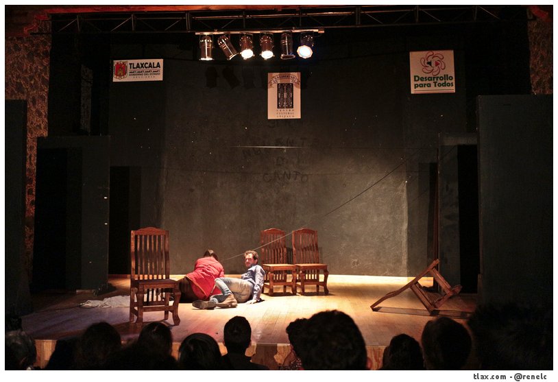 Obra de Teatro &quot;Sol de Invierno&quot;,  XX Aniversario de la libertad - Foto