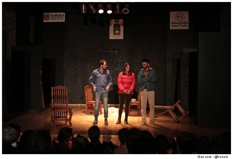 Obra de Teatro &quot;Sol de Invierno&quot;,  XX Aniversario de la libertad - Foto