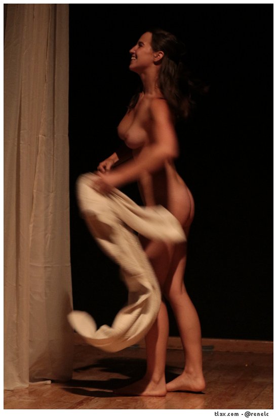 Obra de Teatro &quot;Sol de Invierno&quot;,  XX Aniversario de la libertad - Foto