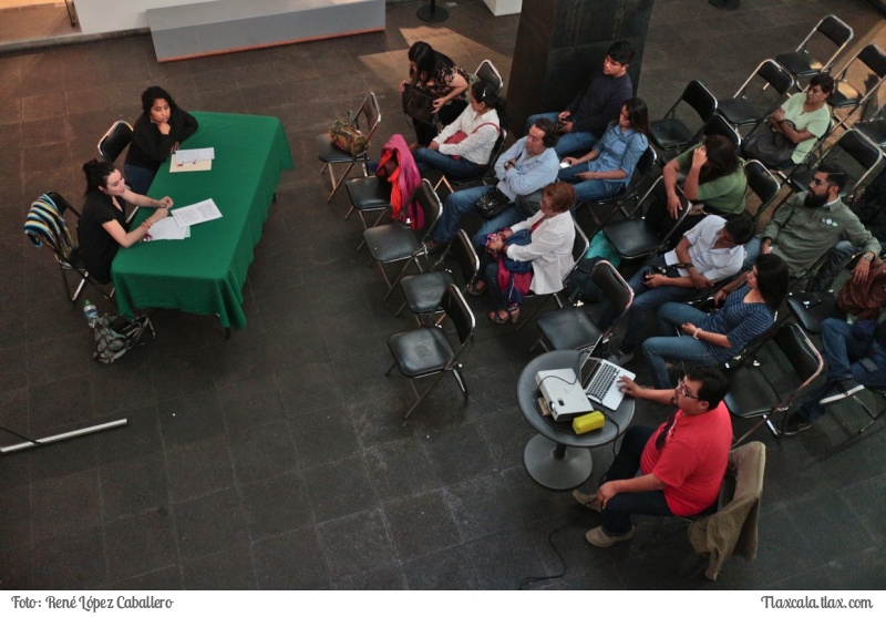 Platica de la fotografa Karina Juarez en el museo de arte de Tlaxcala - Foto