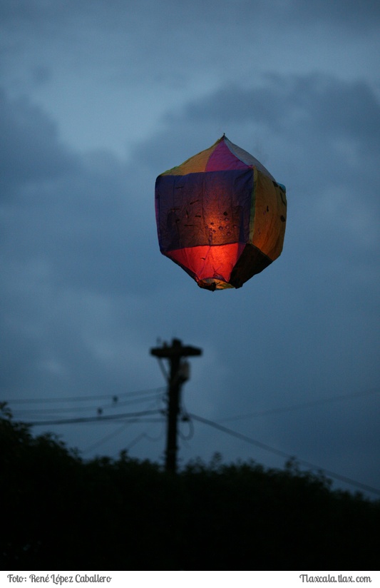 Concurso de Globos de Cantoya en Panotla 2015 - Foto