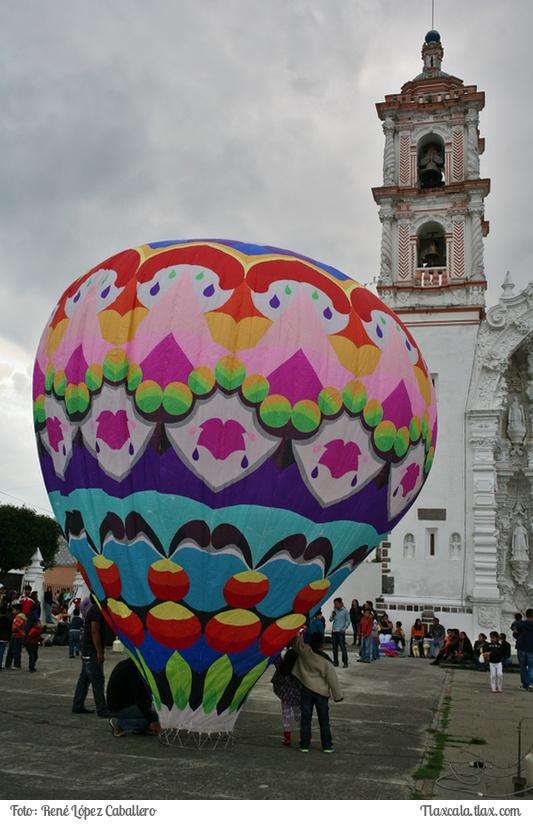 Concurso de Globos de Cantoya en Panotla 2015 - Foto