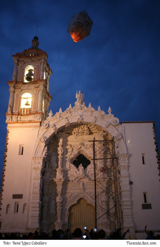 Concurso de Globos de Cantoya en Panotla 2015 - Foto