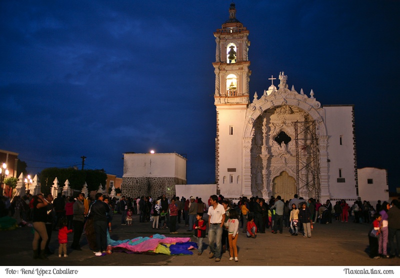 Concurso de Globos de Cantoya en Panotla 2015 - Foto