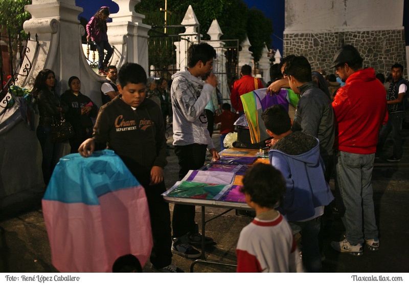 Concurso de Globos de Cantoya en Panotla 2015 - Foto