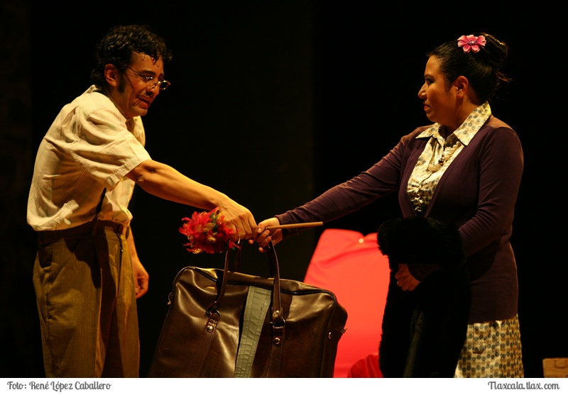 Obra de Teatro &quot;Estar con ella&quot; en la libertad de Apizaco - Foto
