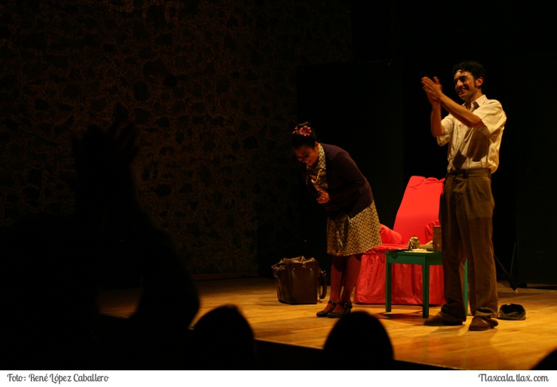Obra de Teatro &quot;Estar con ella&quot; en la libertad de Apizaco - Foto