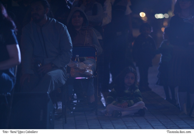 Obra de Teatro &quot;Tiradero a Cielo Abierto&quot; en el Zocalo de Apizaco - Foto