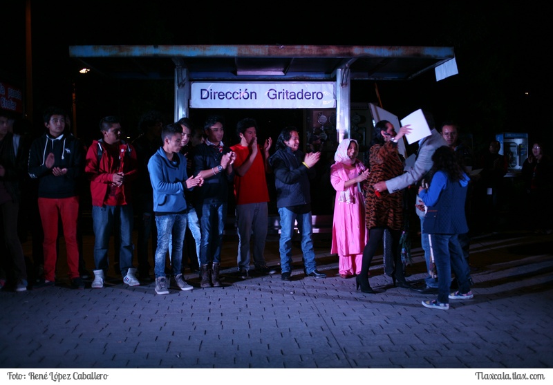 Obra de Teatro &quot;Tiradero a Cielo Abierto&quot; en el Zocalo de Apizaco - Foto