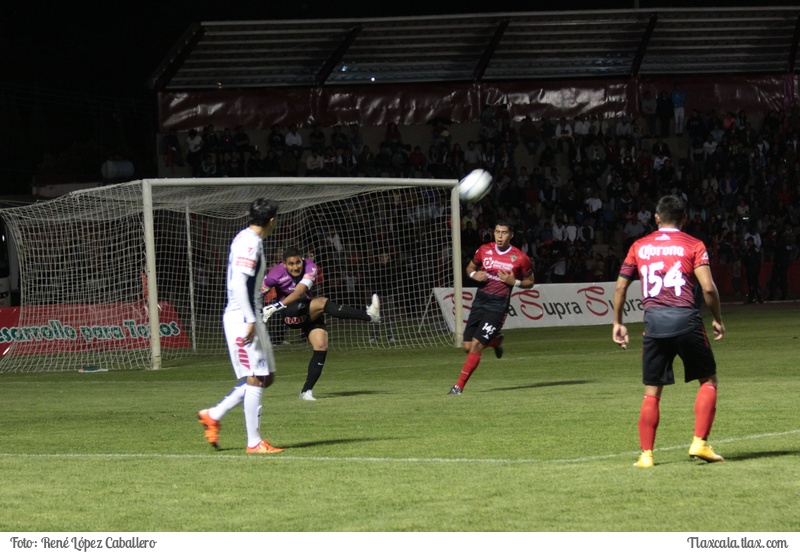 Coyotes de Tlaxcala vs Pachuca,  11 de noviembre 2015 - Foto