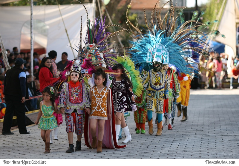 Camada Cunita del Huehue de Santa Ursula Zimatepec en el Carnaval Yauhquemehcan 2016 - Foto