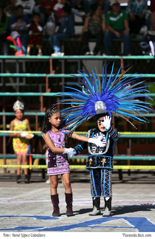 Camada Cunita del Huehue de Santa Ursula Zimatepec en el Carnaval Yauhquemehcan 2016 - Foto