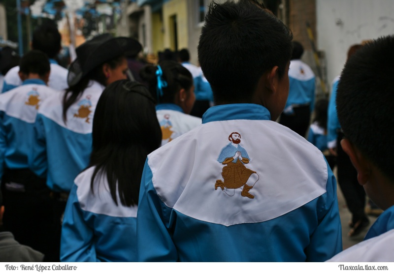 Las camisas bordadas