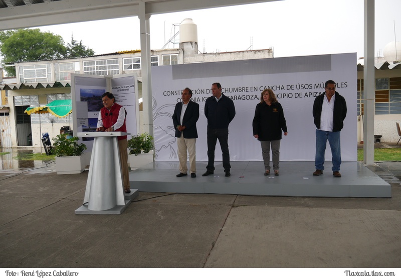 Inaguracin techumbre de la cancha de la colonia indeco / mercado alternativo de Apizaco  - Foto