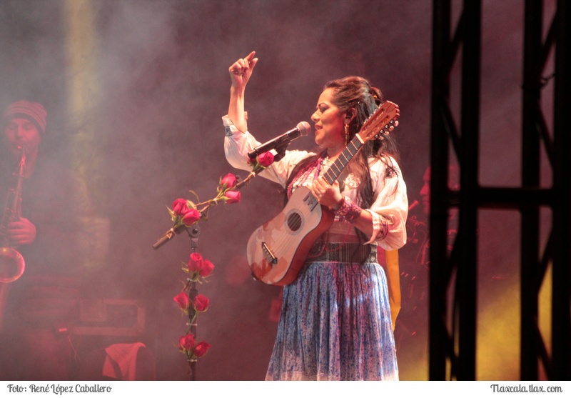 Lila Downs en la feria de Apizaco 2016 - Foto