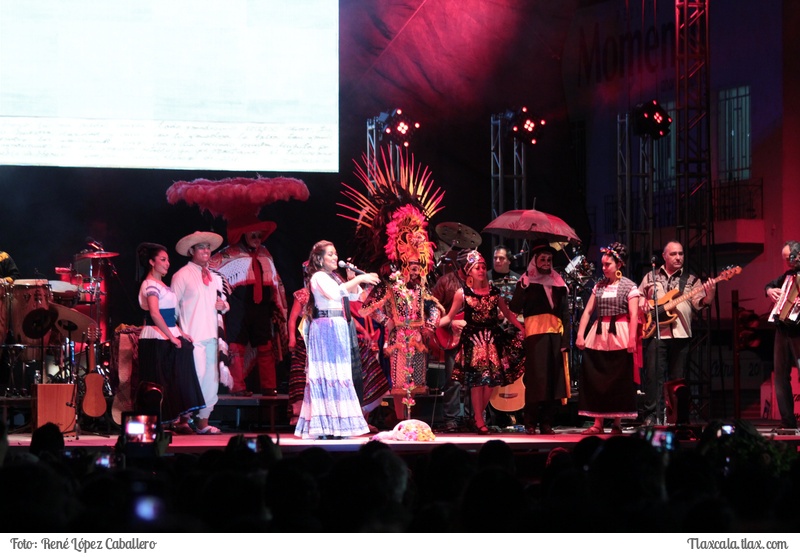 Lila Downs en la feria de Apizaco 2016 - Foto