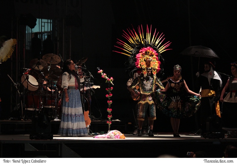Lila Downs en la feria de Apizaco 2016 - Foto