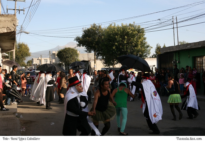 Camada seccin segunda en la calles de Contla 2016 - Foto