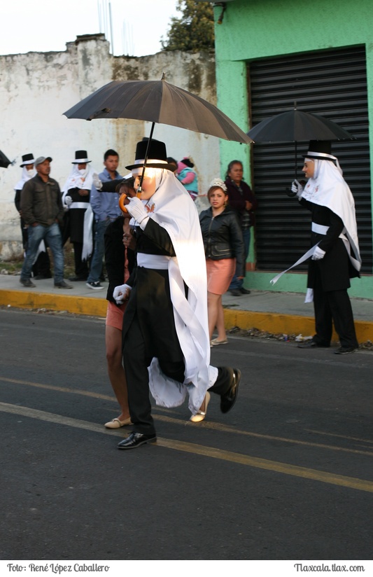 Camada primera primera en la calles de Contla 2016 - Foto