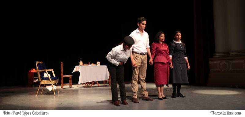 Obra de teatro &quot;La casa de Abad&quot; XI muestral estatal de teatro - Foto