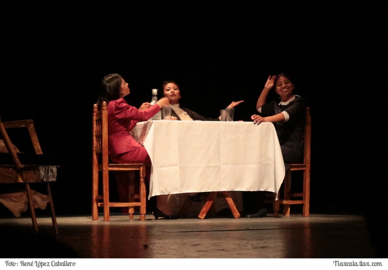 Obra de teatro &quot;La casa de Abad&quot; XI muestral estatal de teatro - Foto